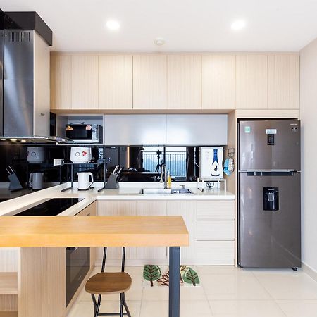 Home, Cosy&Luxury Apartment - 5Mins To Airport, Free Pool&Gym, Airport Pick Up Service Ho Chi Minh-staden Exteriör bild